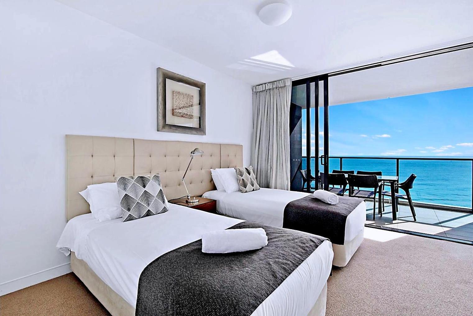 Luxury S Casino Residences Broadbeach - Holiday Paradise 골드코스트 객실 사진