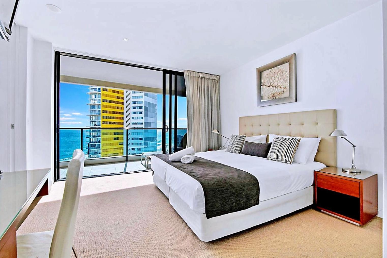Luxury S Casino Residences Broadbeach - Holiday Paradise 골드코스트 객실 사진