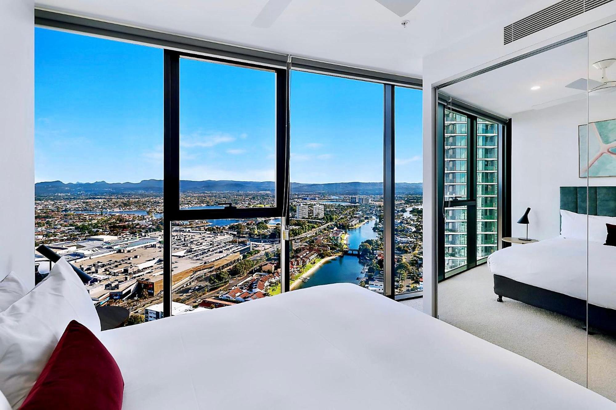 Luxury S Casino Residences Broadbeach - Holiday Paradise 골드코스트 객실 사진